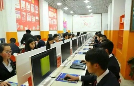 垫江职中电子商务专业